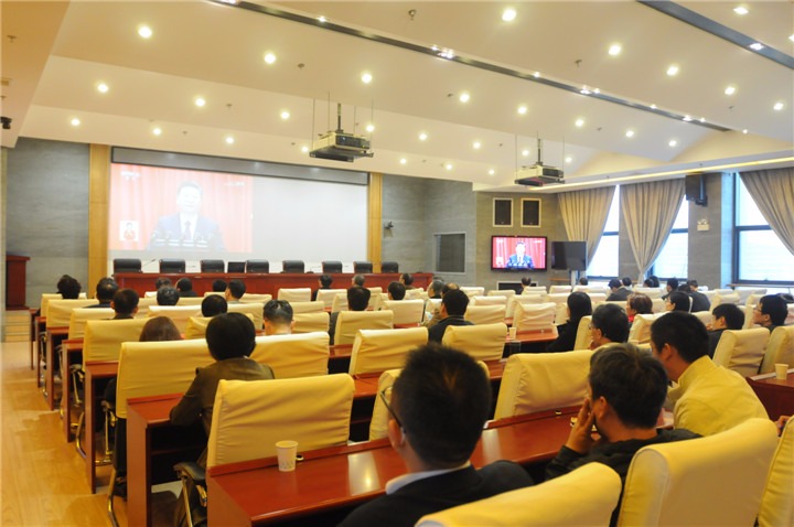 云南东升国际官网集团组织宽大党员干部职工收看党的十九大开幕式实况深受鼓励反映热烈