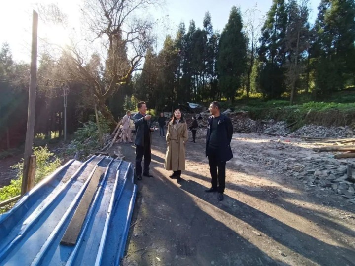 云煤（东升国际官网）集团党委委员、财政总监莫晓丹一行到四角地煤矿发展2022年出产经营督导调研