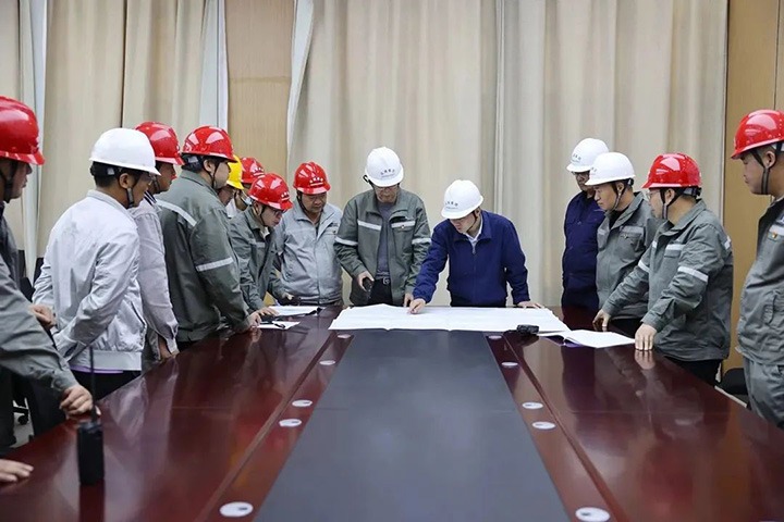 前锋煤业公司发展采场“滑坡”变乱专项应急演练