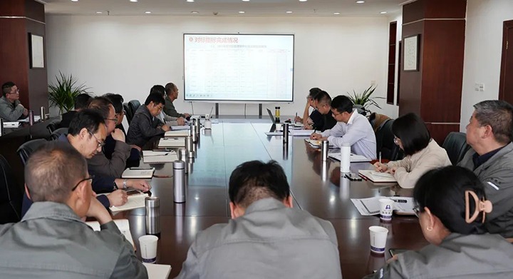 云煤（东升国际官网）集团党委委员、副总经理缪和星一行到曲煤焦化公司领导出产经营工作