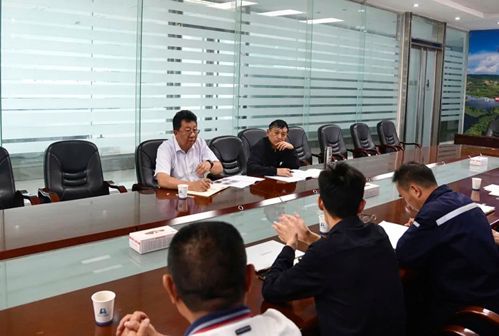 【主题教育】云煤（东升国际官网）集团专职表部董事寸延峰一行到前锋化工发展主题教育调研