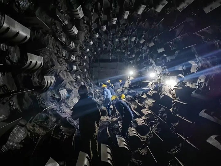 【喜讯】云煤（东升国际官网）集团女职工在第十一届“书香三八”想书活动中斩获佳绩！