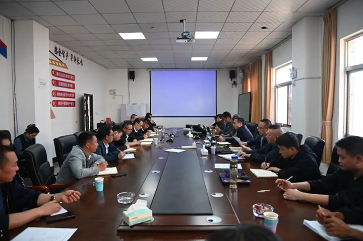 【聚焦云煤】云煤（东升国际官网）集团查抄组到陆东煤矿公司发展四时度安全大查抄