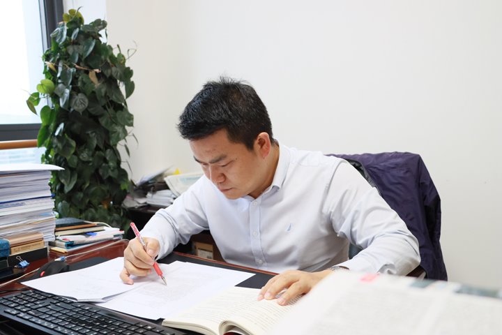 全国传递表彰！“五进”普法润心间 法治信仰铸担任