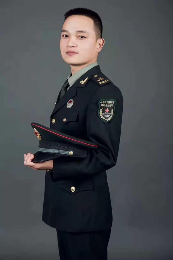 17.前锋化工 李金良  队列02.jpg